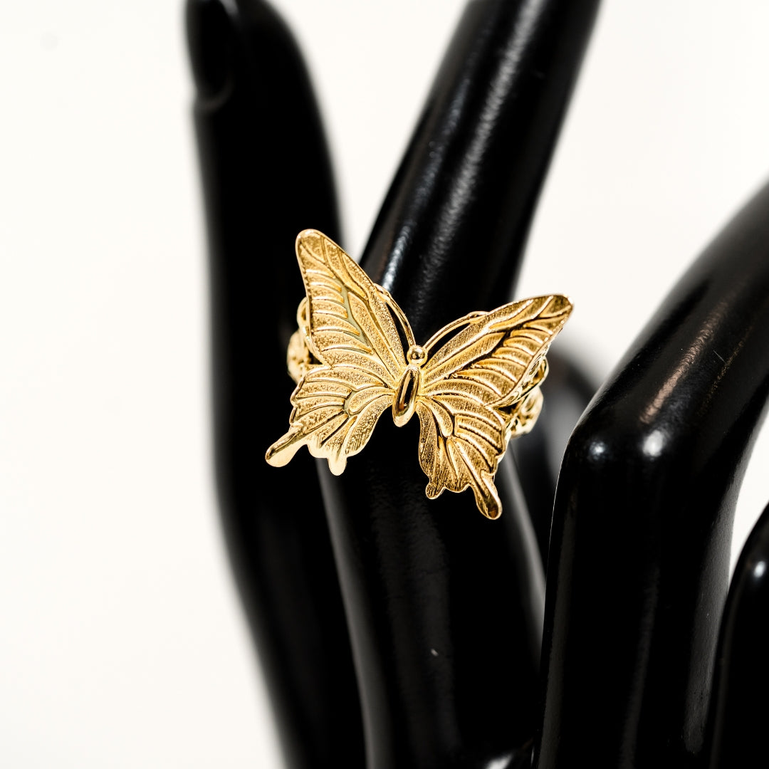 Butterfly ring